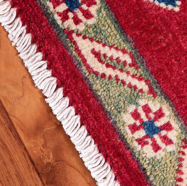 【一点物】パシュトゥンの手織り絨毯 - 89cm x 59cm 9 - フリンジの部分です