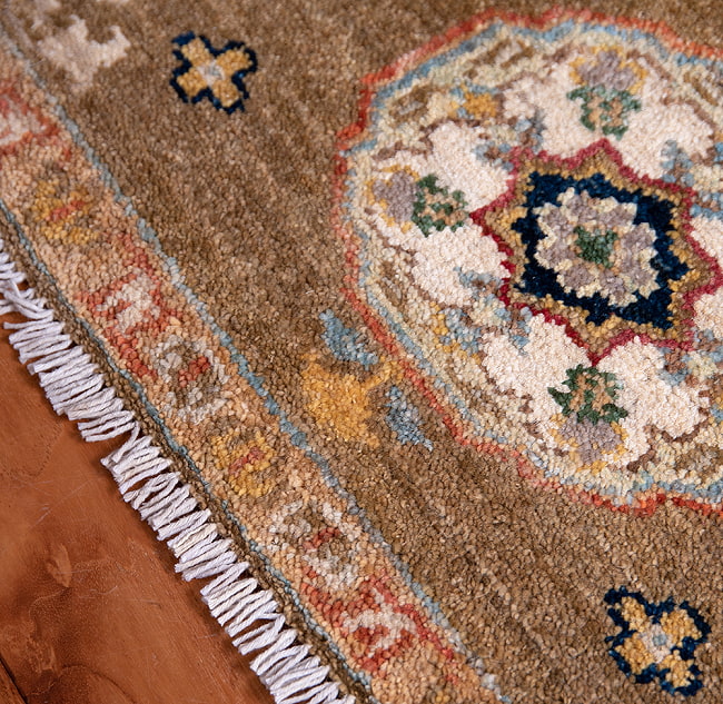【一点物】パシュトゥンの手織り絨毯 - 90cm x 60cm 9 - フリンジの部分です