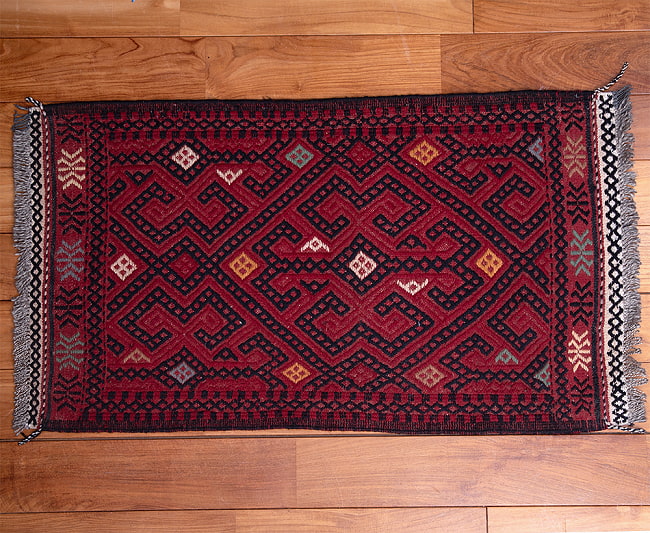 【一点物】メイマネ バルーチ　カル・ムハマディ族　遊牧民による草木染め手織りトライバルキリム 平織り - 約72cm x 48cm 3 - デザインがわかりやすいように上から撮影しました