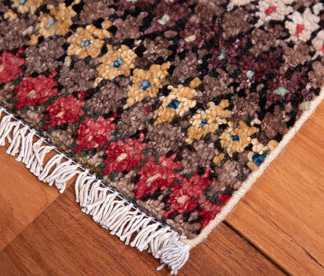 【一点物】パシュトゥンの手織り絨毯 - 73cm x 55cm 11 - フリンジの部分です