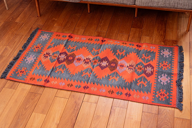 トルコの伝統的な柄を織り込んだ　キリム　【80cm×150cm】の写真1枚目です。トルコ製キリムですコットン ラグ,ラグ,マット,キリム,絨毯,カーペット.ラグ,トルコ