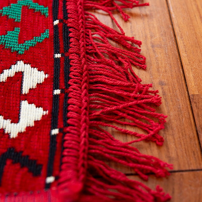 【全3色】トルコの伝統的な柄を織り込んだ　キリム　【70cm×1150cm】 4 - 端はフリンジになっています