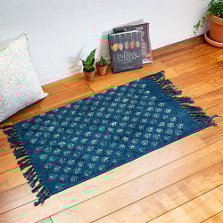 インド綿 長方形ラグ フロアマット ブロックプリントとインディゴ染め【約92cm x 62cm】 - サブ2