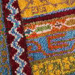 手織りのインド絨毯【約123cm x 約80cm】 - サブ3