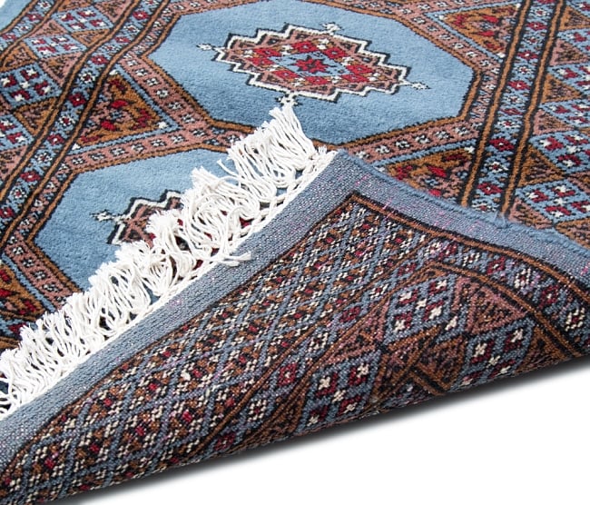 ザンスカール遊牧民の手織りのアンティック絨毯【たてｘよこ　約60cm x 105cm】 10 - 裏面はこのような感じになっています