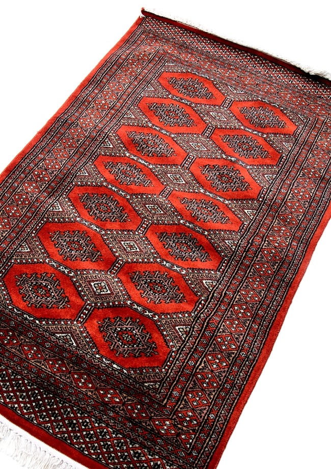 ザンスカール遊牧民の手織りのアンティック絨毯【たてｘよこ　約90cm x 150cm】 4 - 部分拡大です