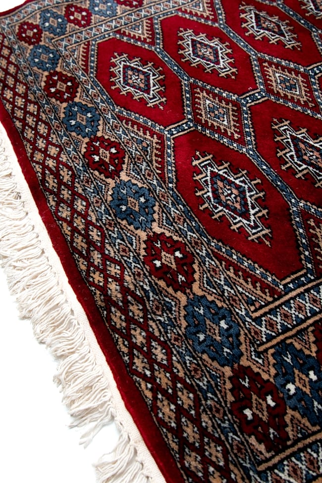 ザンスカール遊牧民の手織りのアンティック絨毯【たてｘよこ　約80cm x 160cm】 7 - 柄を拡大してみました