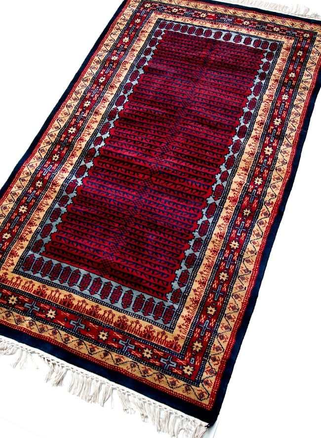 ザンスカール遊牧民の手織りのアンティック絨毯【たてｘよこ　約90cm x 170cm】 4 - 部分拡大です