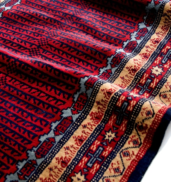 ザンスカール遊牧民の手織りのアンティック絨毯【たてｘよこ　約90cm x 170cm】 9 - 上品な光沢感が有り美しいです
