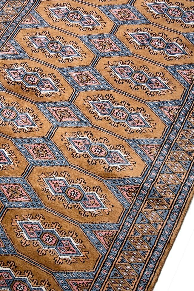 ザンスカール遊牧民の手織りのアンティック絨毯【たてｘよこ　約90cm x 160cm】 5 - 柄を少し拡大してみました