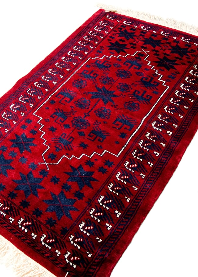 ザンスカール遊牧民の手織りのアンティック絨毯【たてｘよこ　約100cm x 170cm】 4 - 部分拡大です