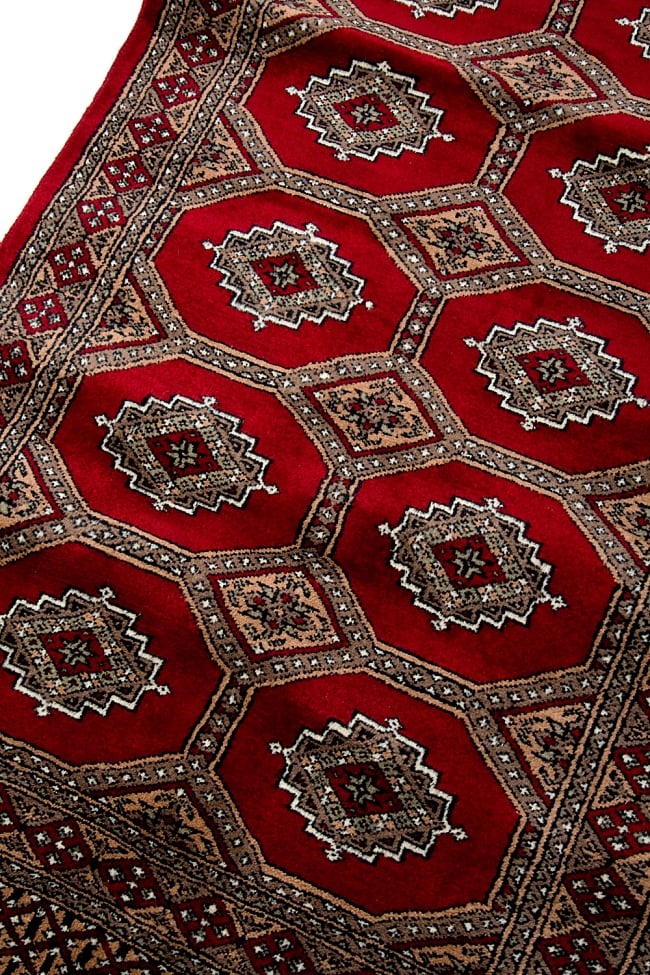 ザンスカール遊牧民の手織りのアンティック絨毯【たてｘよこ　約90cm x 150cm】 5 - 柄を少し拡大してみました