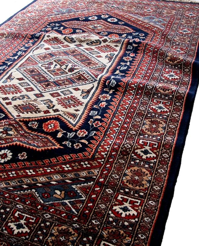 ザンスカール遊牧民の手織りのアンティック絨毯【たてｘよこ　約125cm x 195cm】 9 - 上品な光沢感が有り美しいです