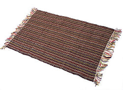 インドコットンの手織りラグマット【約100cm×約60cm】 - 濃茶色の商品写真