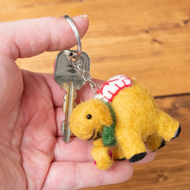 もこもこぞうさんのキーホルダー　【マゼンダ】 6 - キーホルダーとしての使用例になります。