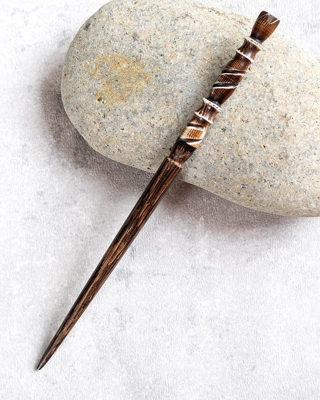 水牛の角と美しい木目のかんざし　 2 - シンプルなので合わせやすいです。