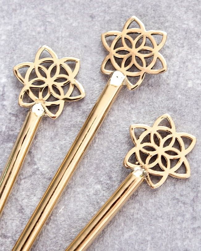 ゴールデンかんざし　フラワー 3 - モチーフ部分を拡大してみました。