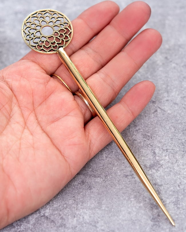 ゴールデンかんざし　マンダラ 5 - 手に取るとこれくらいの大きさです。