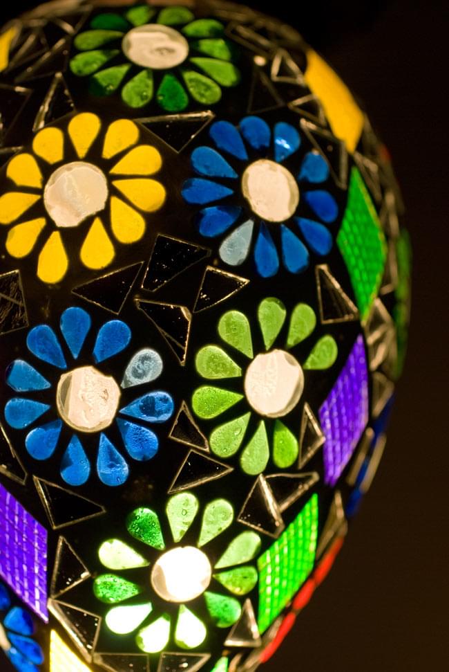 吊り下げモザイクランプ - しずく形 (直径:約12cm)の商品写真 3枚目 違うところを見てみました。