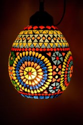 吊り下げモザイクランプ - 半円形(直径:約15cm)の商品写真