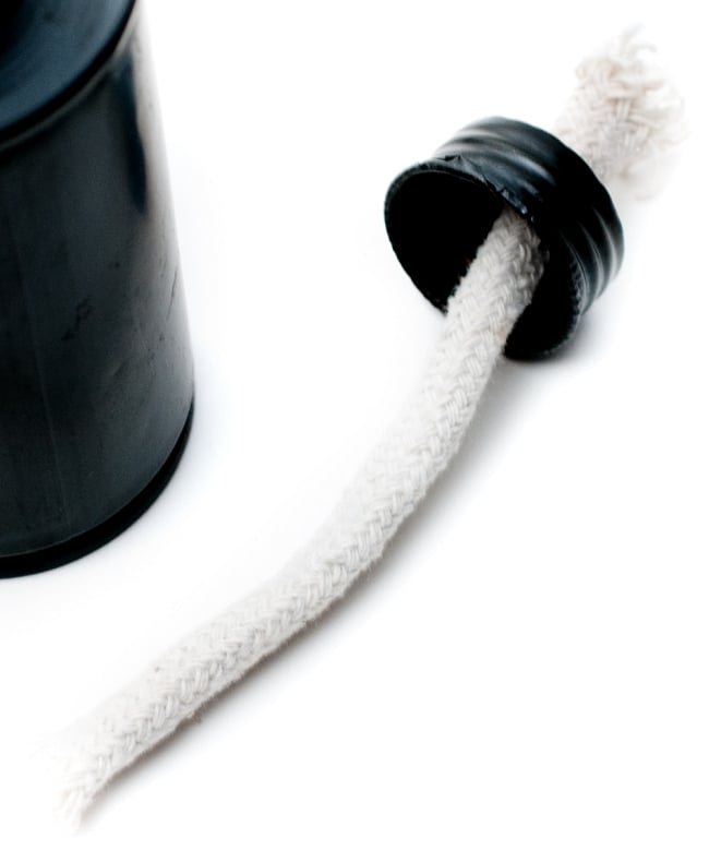 ［88cm］バンブートーチ キャンプなどのアウトドアへ！竹製のたいまつ 9 - 灯心はこのようになっています。