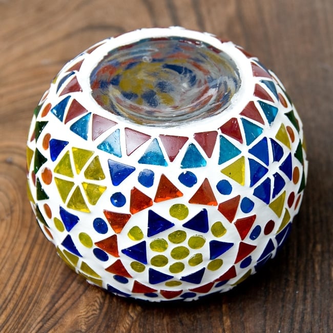 ホワイトモザイクキャンドルホルダー - マンダラ 7 - 裏面の写真です