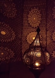 【92cm】モロッコスタイル　スタンド型LEDキャンドルランタン【ロウソク風LEDキャンドル付き】の商品写真