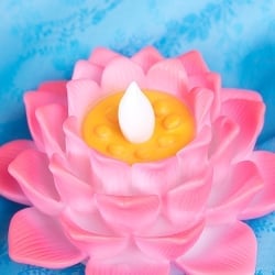 睡蓮の灯り 　ロウソク風LEDロータスキャンドルライト〔6.5cm×11.8cm〕 - サブ4