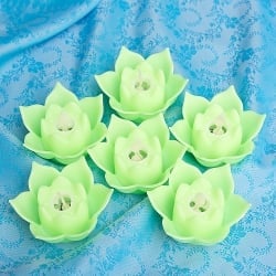 〔6個入り〕ゆらめく睡蓮の灯り 　ロウソク風LEDロータスキャンドルライト〔3.5cm×7.3cm〕 - サブ2