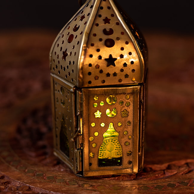 モロッコスタイルの透かし彫りLEDキャンドルランタン【ロウソク風LEDキャンドル付き】 - 〔グリーン〕約11.7cm×約6.1cm 2 - 全体写真です