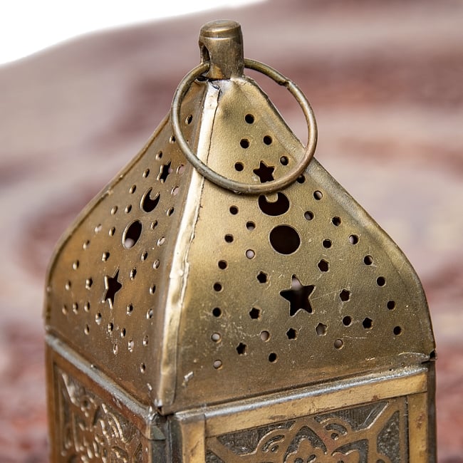 モロッコスタイルの透かし彫りLEDキャンドルランタン〔ロウソク風LEDキャンドル付き〕 - 約10.5×5.5cm 5 - モロッコランプ特有の美しい切り抜き細工。

