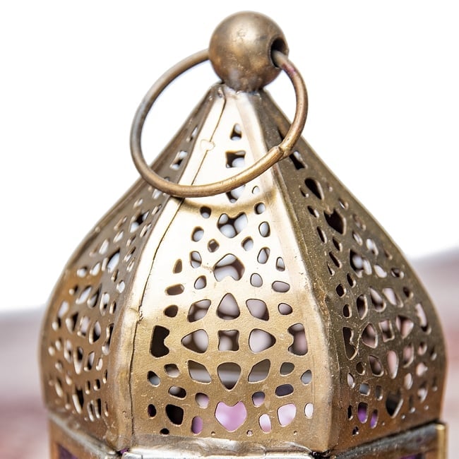 モロッコスタイルの透かし彫りキャンドルランタン〔ロウソク風LEDキャンドル付き〕 - 約12×6cm 5 - モロッコランプ特有の美しい切り抜き細工。
