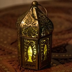 【自由に選べる5個セット】モロッコスタイルの透かし彫りLEDキャンドルランタン【ロウソク風LEDキャンドル付き】の写真