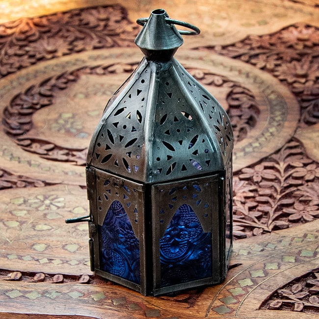 モロッコスタイルの透かし彫りLEDキャンドルランタン〔ロウソク風LEDキャンドル付き〕 - 〔ブルー〕約14×6.5cm 10 - 2：ブルー