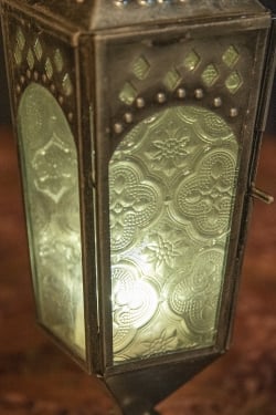 モロッコスタイルの透かし彫りLEDキャンドルランタン〔ロウソク風LEDキャンドル付き〕 - 〔ホワイト〕約24×8cm - サブ2