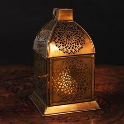 モロッコスタイルの透かし彫りLEDキャンドルランタン【ロウソク風LEDキャンドル付き】〔クリア〕約15.5cm×約8.1cm