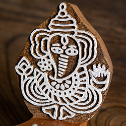 ウッドブロックのキャンドルホルダー - ガネーシャ - サブ4