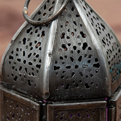 モロッコスタイルの透かし彫りLEDキャンドルランタン〔ロウソク風LEDキャンドル付き〕 - ハムサ 約11cm×6cm - サブ5