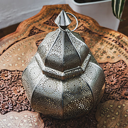 モロッコスタイル　キャンドルランタン 吊り下げ／スタンド兼用【ロウソク風LEDキャンドル付き】 高さ：28cm 幅：20cm程度 - サブ3