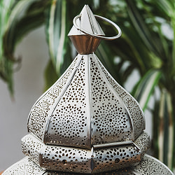 モロッコスタイル　キャンドルランタン 吊り下げ／スタンド兼用【ロウソク風LEDキャンドル付き】 高さ：28cm 幅：20cm程度 - サブ4