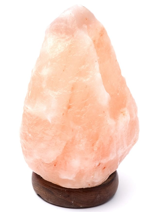 ヒマラヤの岩塩ランプ【ミニ：1-2Kg】の写真1枚目です。明るい所で撮影しました岩塩,岩塩 ランプ