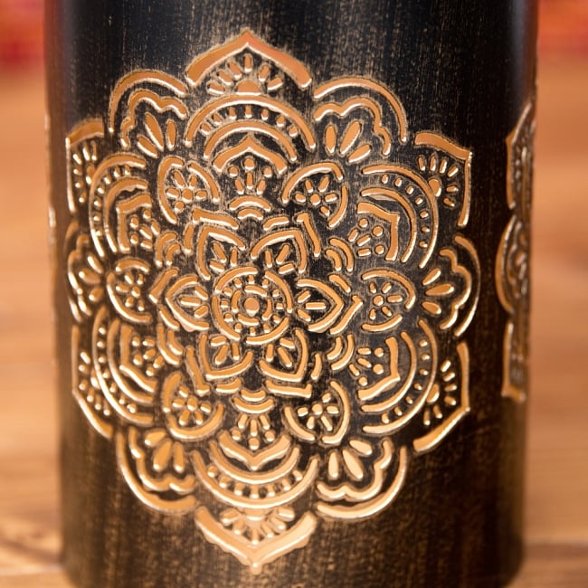 【6個セット】幾何学模様の透かし彫りが美しいマンダラランプ[円筒形 高さ:15cm] 6 - 拡大してみました。非常に精巧な切り口でバリ等も殆どありません。