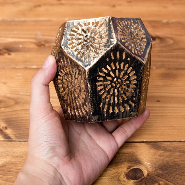 【6個セット】幾何学模様の透かし彫りが美しいマンダラランプ[六角形 高さ:10cm] 10 - サイズのご参考にどうぞ。