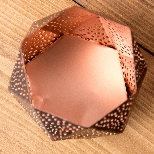 【6個セット】幾何学模様の透かし彫りが美しいマンダラランプ[六角形  高さ:8cm] 8 - 内部の様子です。