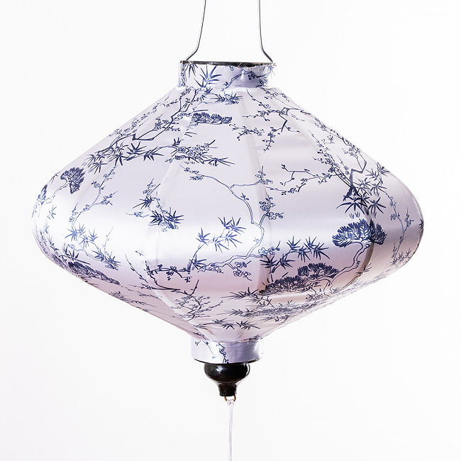 【3個セット】華やかな柄入り　ベトナム伝統のホイアン・ランタン(提灯) - 薄ひし形〔歳寒三友〕 9 - 柄入りなので雰囲気があります