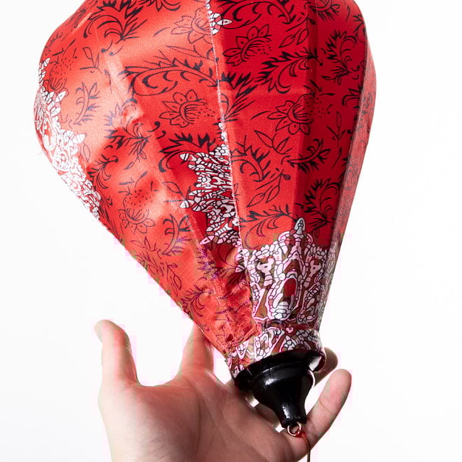 【3個セット】華やかな柄入り　ベトナム伝統のホイアン・ランタン〔提灯〕 - ほおずき型〔更紗マンダラ模様〕 12 - とても良い雰囲気ですね