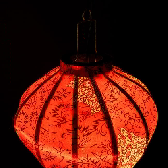 【3個セット】華やかな柄入り　ベトナム伝統のホイアン・ランタン〔提灯〕 - ほおずき型〔更紗マンダラ模様〕 7 - 上からの写真です