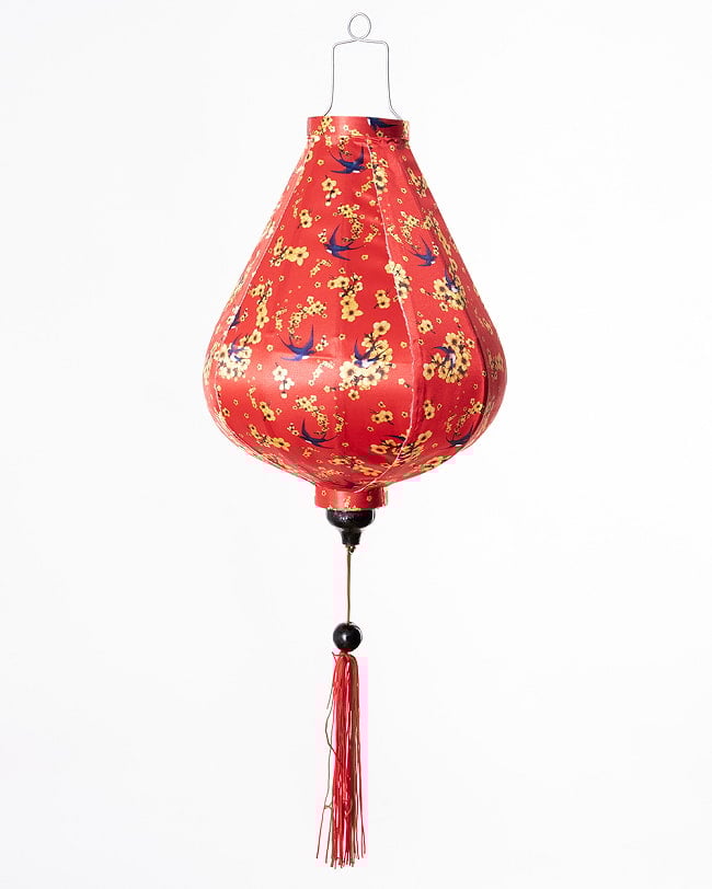 【3個セット】華やかな柄入り　ベトナム伝統のホイアン・ランタン〔提灯〕 - ティアドロップ〔燕と黄梅模様〕 8 - 明るい場所での写真です