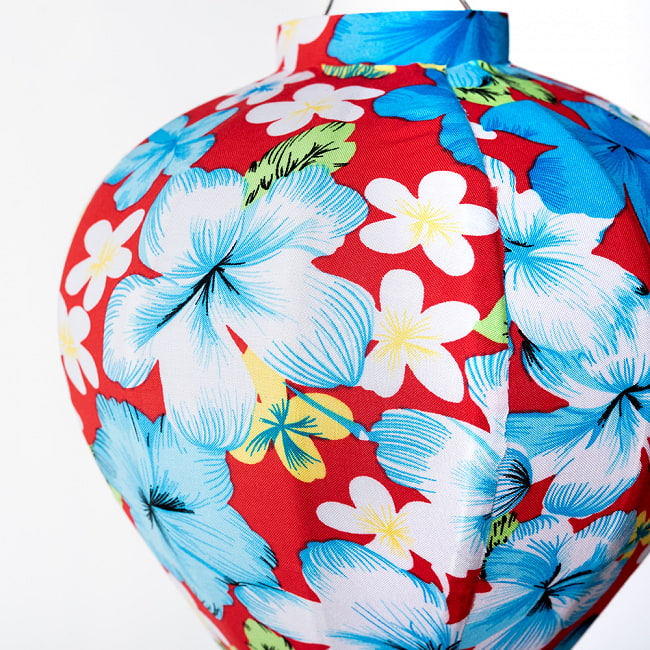 【5個セット】華やかな柄入り　ベトナム伝統のホイアン・ランタン〔提灯〕 - ほおずき型〔レトロ花模様〕 11 - 生地の拡大写真です