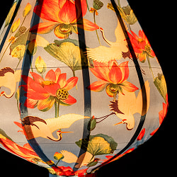 【5個セット】華やかな柄入り　ベトナム伝統のホイアン・ランタン〔提灯〕 - ティアドロップ〔鶴と睡蓮模様〕 - サブ5